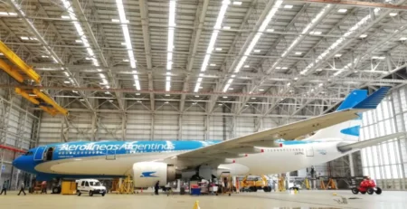 Almacen Hangar 5 de Aerolineas Argentinas